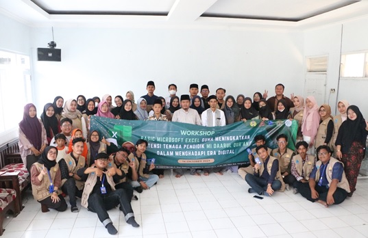 Mahasiswa KKN Kelompok 1 Duren Gelar Workshop Microsoft Excel Radar