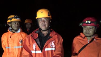 BANJIR: Sejumlah rumah di Kampung Cicariu, Desa Batu Tumpang, Kecamatan Tegalwaru, Kabupaten Purwakarta, terendam banjir usai diguyur hujan lebat.