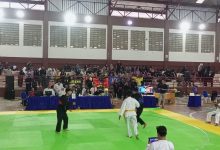 ADU LIHAI: Sejumlah pesilat muda sedang adu lihai dalam ajang kejuaraan silat Purwakarta Challenge