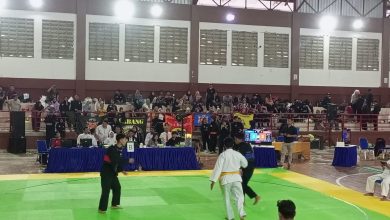 ADU LIHAI: Sejumlah pesilat muda sedang adu lihai dalam ajang kejuaraan silat Purwakarta Challenge