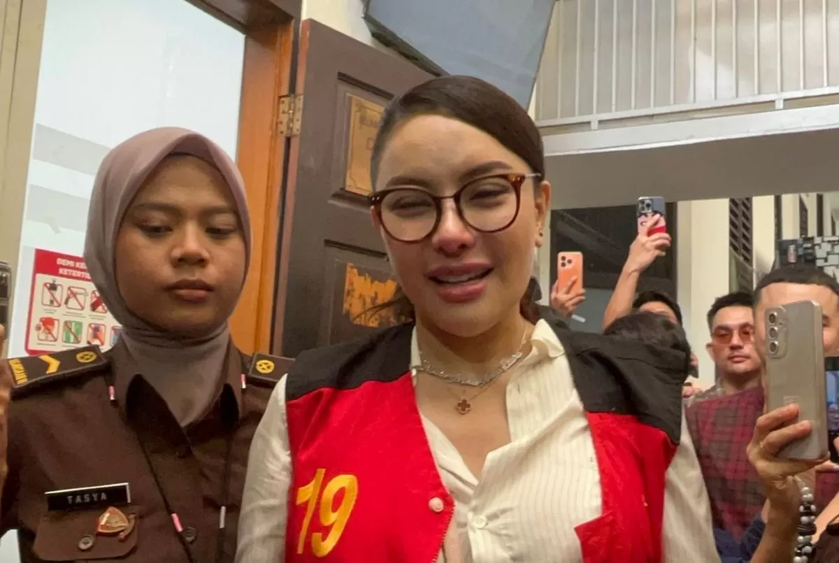 Nikita Mirzani usai menjalani sidang.