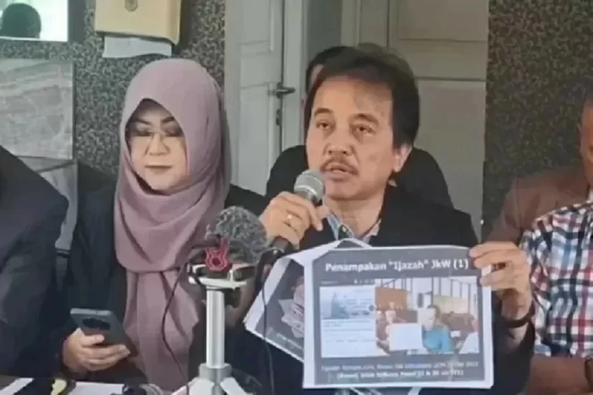 Roy Suryo dan Dokter Tifauzia Tyassuma