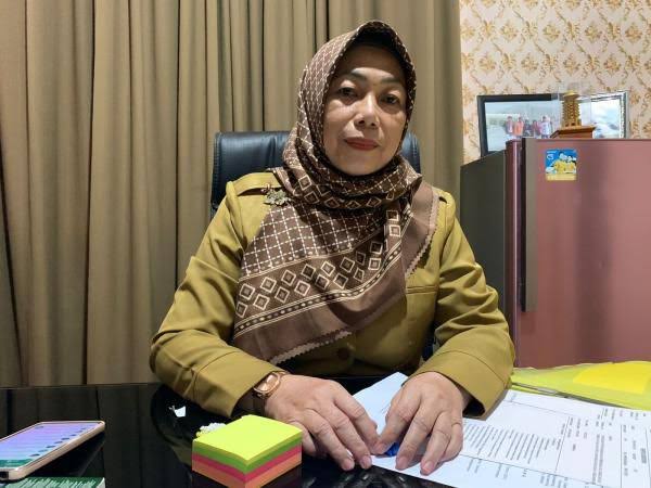 Kepala Dinas Ketenagakerjaan dan Transmigrasi Kabupaten Karawang, Rosmalia Dewi